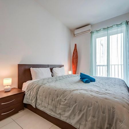 Modern 2Br Apt With Balconies In St Julians, Paceville - Apt 5 By Vaganza Сент Джулианс Экстерьер фото