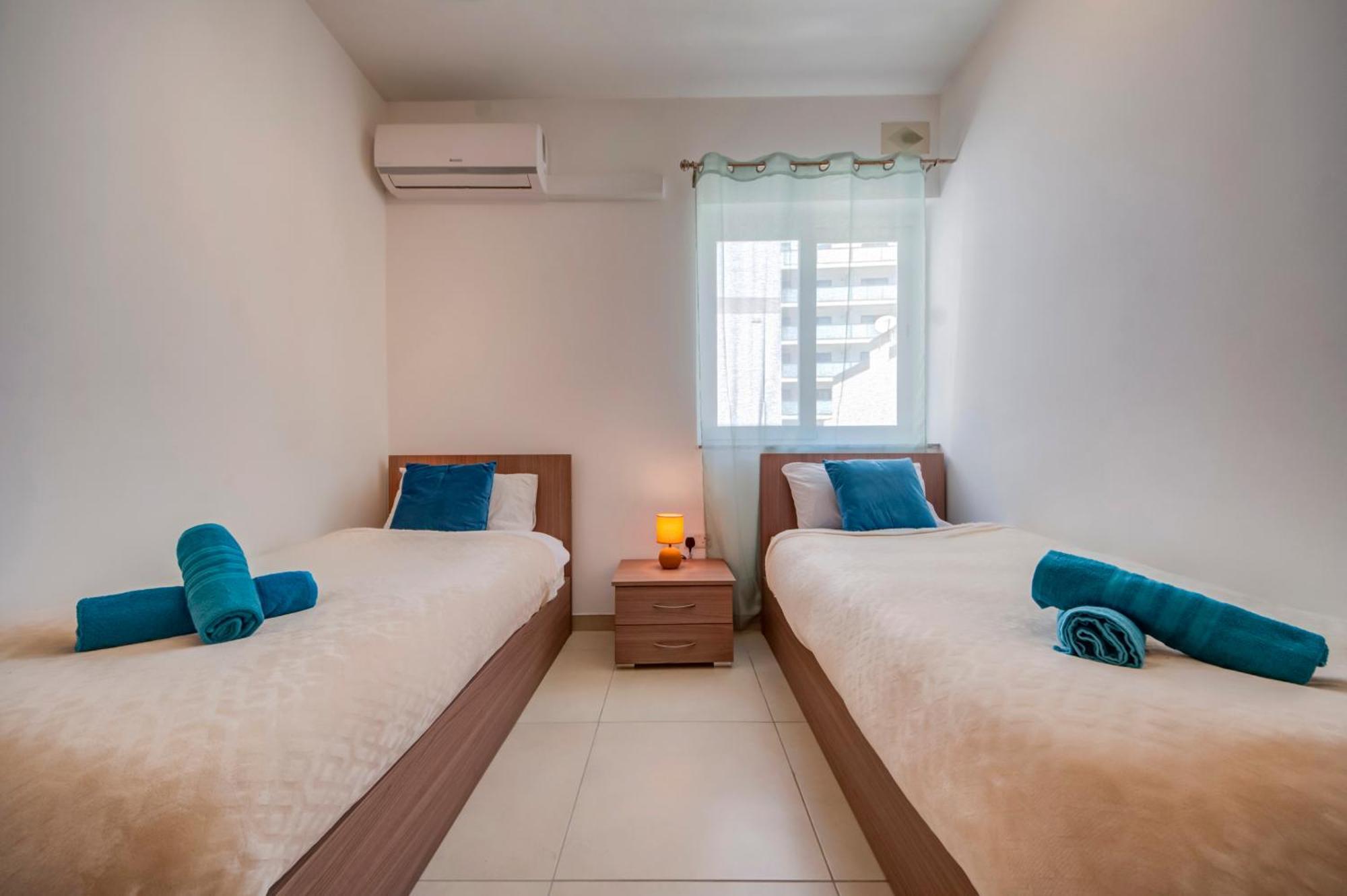 Modern 2Br Apt With Balconies In St Julians, Paceville - Apt 5 By Vaganza Сент Джулианс Экстерьер фото